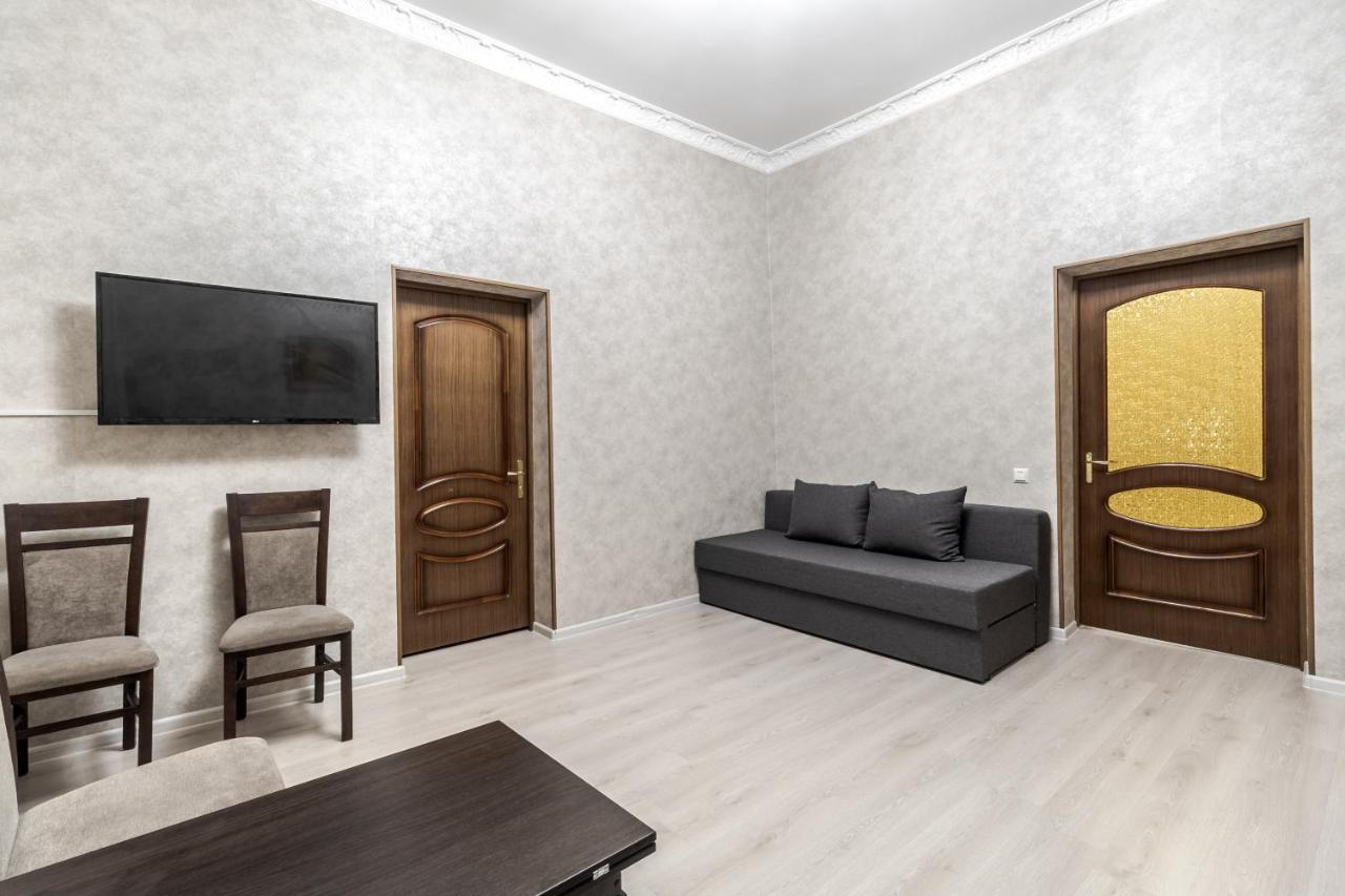 Art Balabana Apartment Lviv Dış mekan fotoğraf