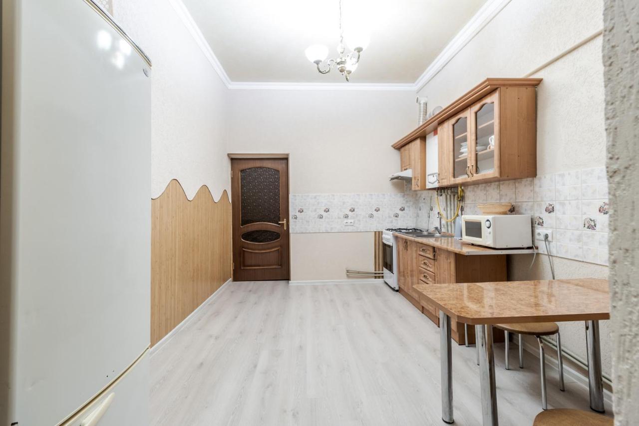 Art Balabana Apartment Lviv Dış mekan fotoğraf